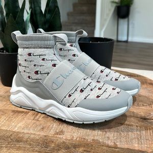Champion Grey Script Women’s Size 8
